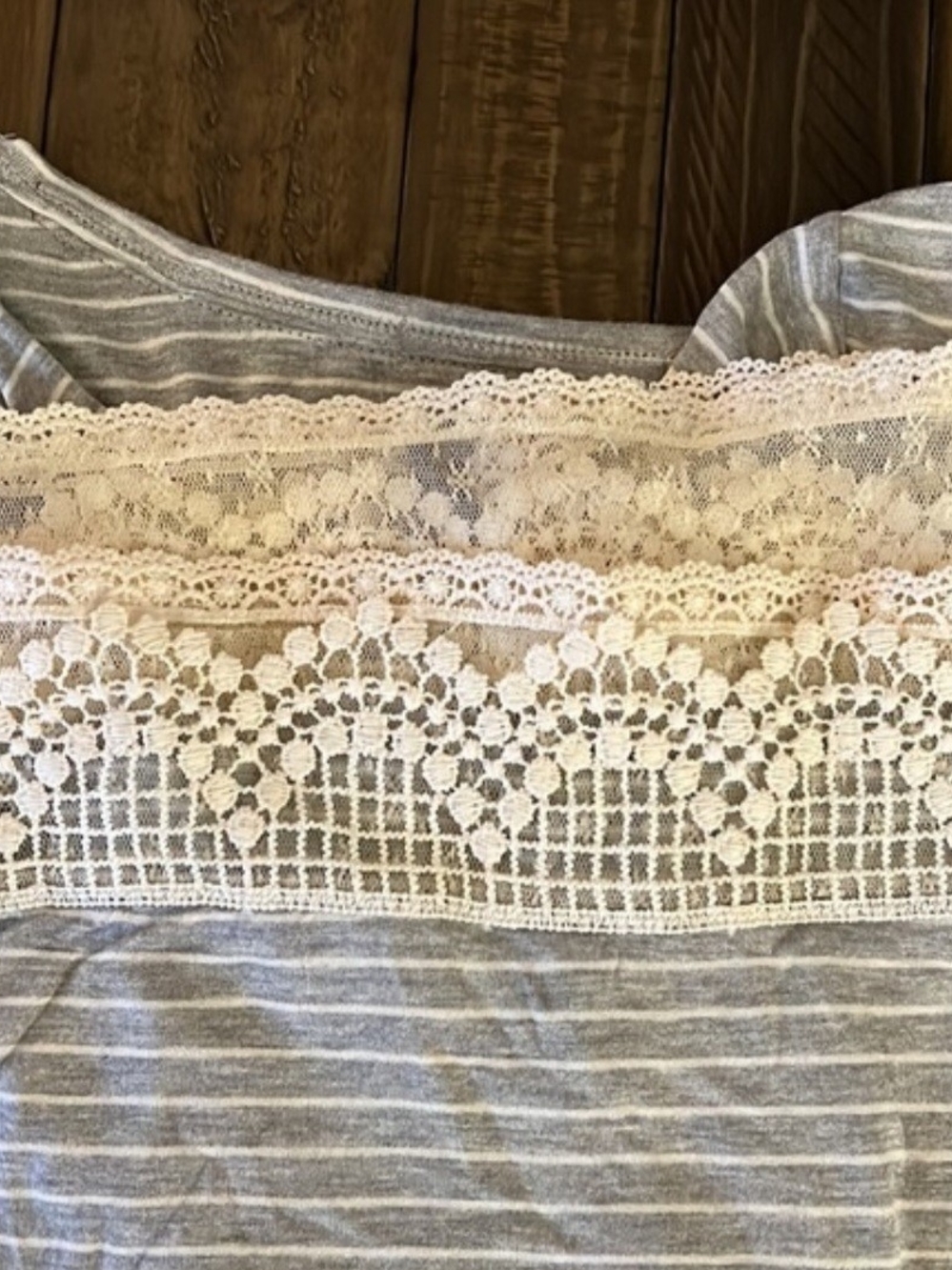 NWT Rewind‎ Womens Top, Gray & White Horizontally Strip With Lace, Size XL - Picture 6 of 6